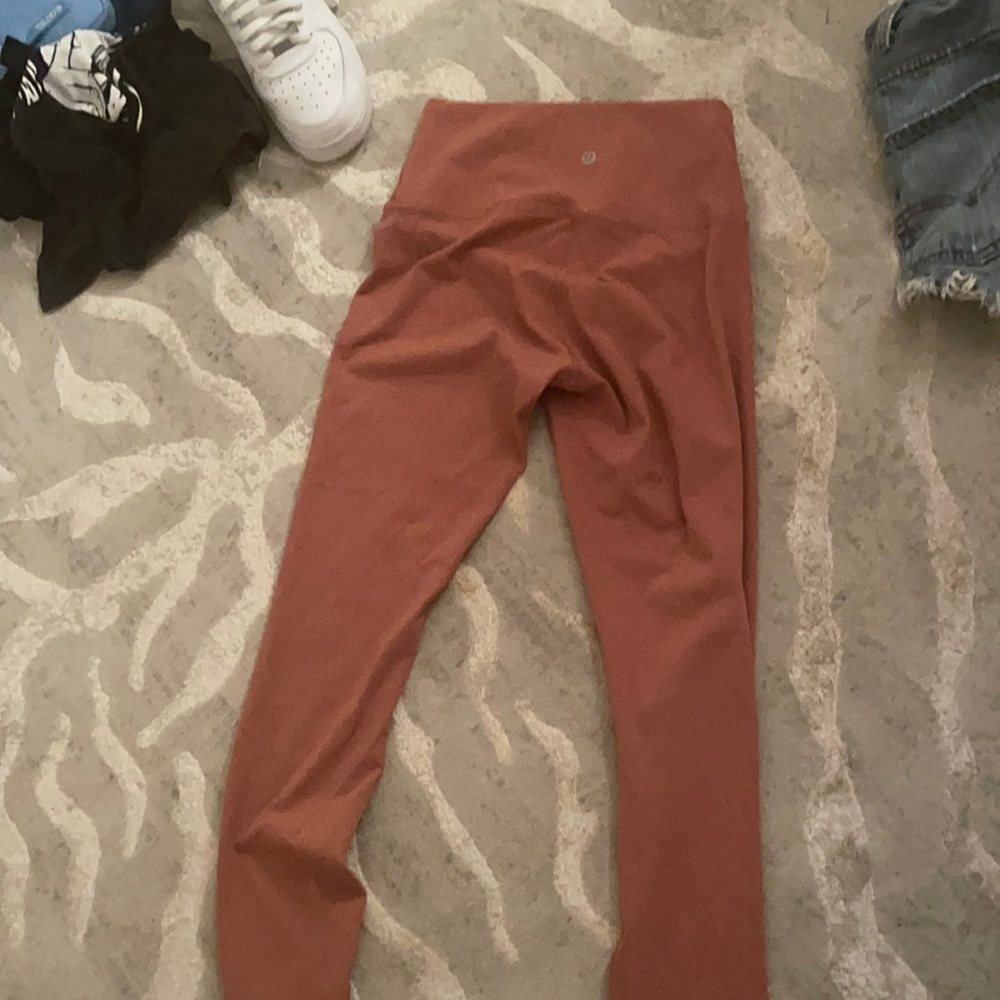 wunder under lulu leggings!!